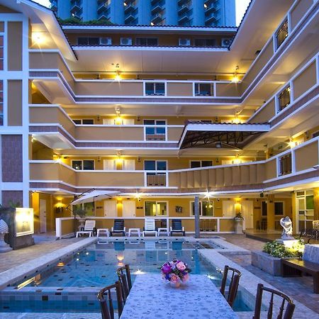 Jean Boutique Hotel Pattaja Kültér fotó